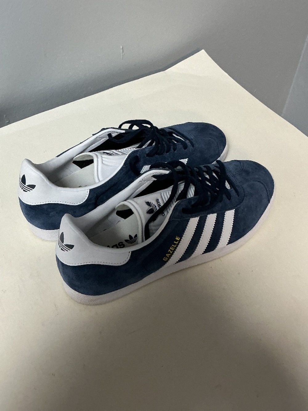 Adidas Gazelle Shoes Men’s Size 11 Blue Suede Low Top Casual Sneakers - Picture 3 of 7